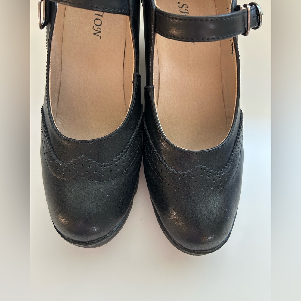 Women’s Leather Classic Mary Jane Ankle Strap Platform Pump Size 9 - Picture 5 of 6